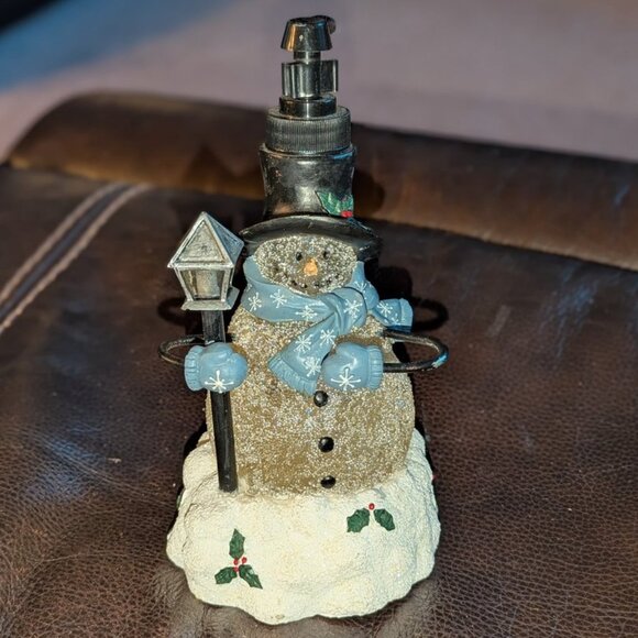 *3 FOR $9* NEW Nobility Light Up Battery Powered Snowman Hand Soap Dispenser - Picture 1 of 4